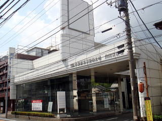 戸塚で車検と言えば小泉自動車整備工場 横浜市 戸塚区 泉区 瀬谷区 車検 費用 点検 修理 板金塗装 ハイブリット車 カーボンクリーン レンズクリーン 全労済